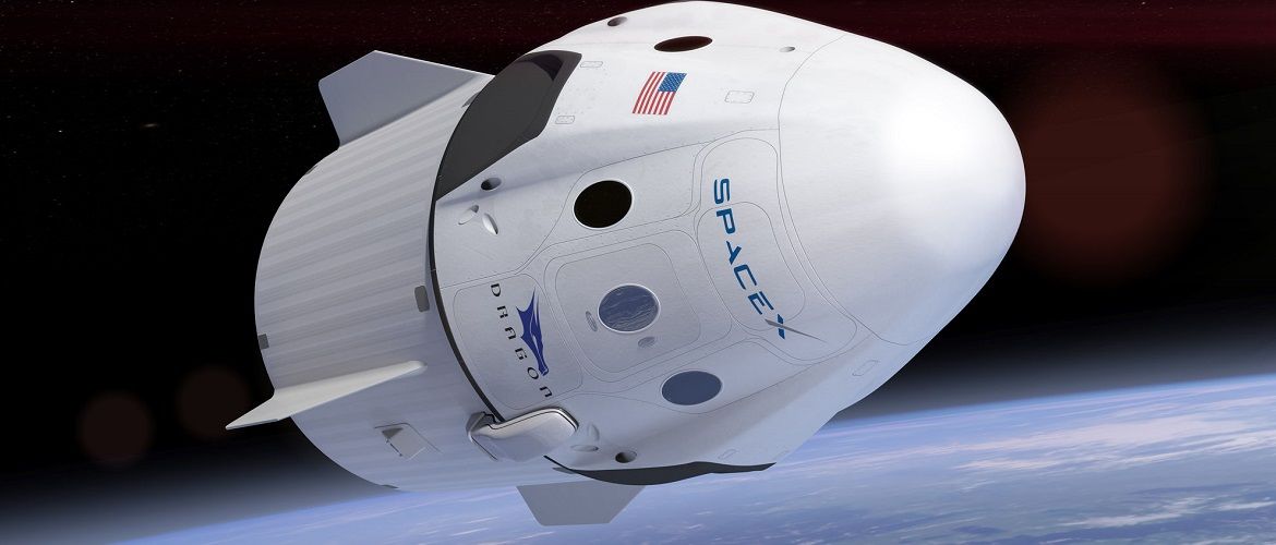 Демо-капсула SpaceX Dragon возвращается на Землю