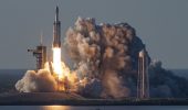 SpaceX запустил первый коммерческий спутник на орбиту