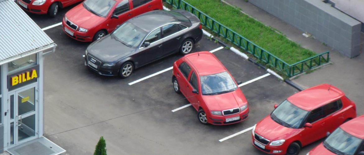 Майстри паркування: 13 водіїв, які не їздять за правилами