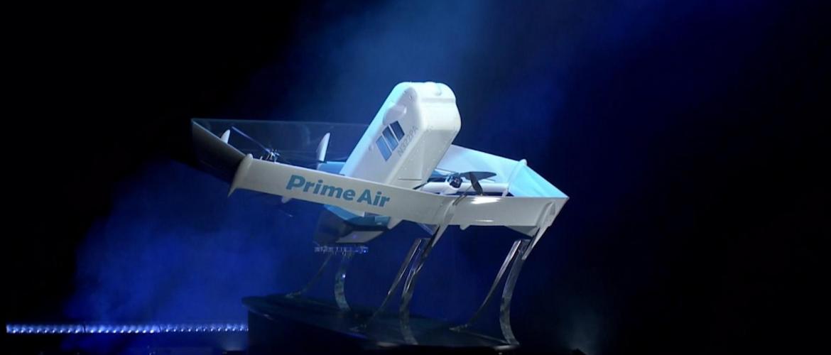 Amazon представила первый беспилотный дрон для доставки
