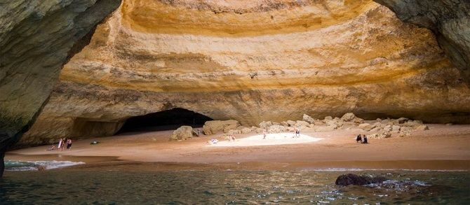 Морська печера Benagil, Португалія