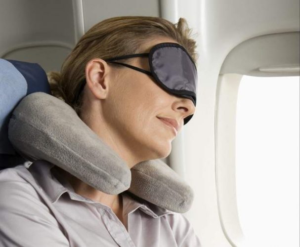 сон в літаку