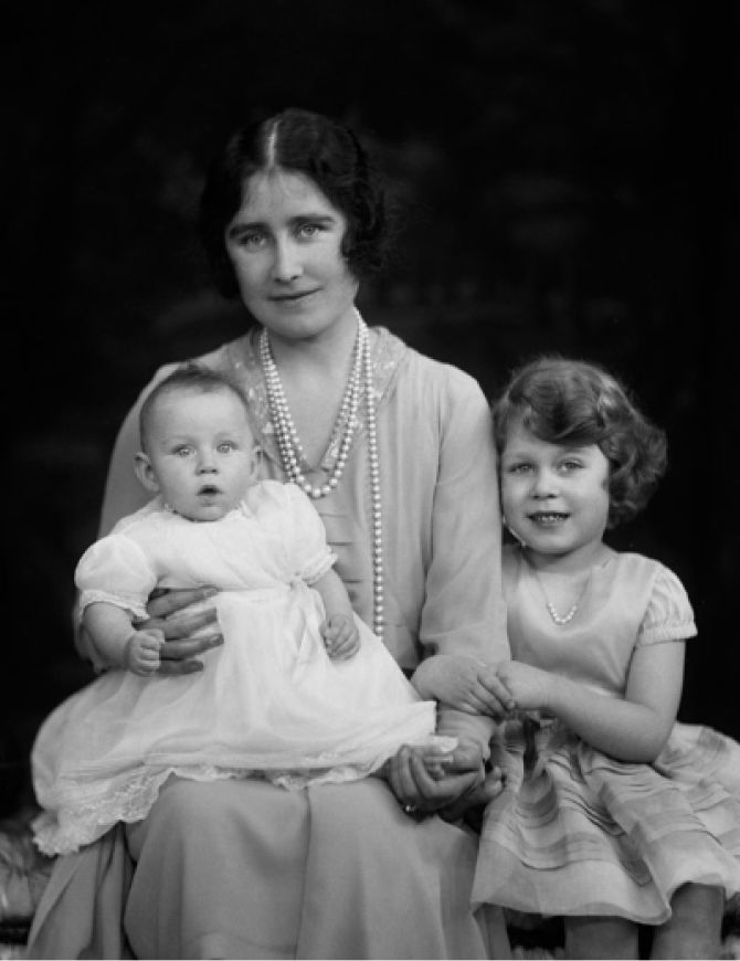 Елизавета Вторая, королева Великобритании в детстве