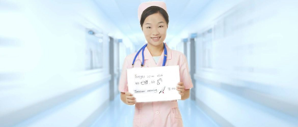 Іноземний студент, якого було госпіталізовано в Китаї, отримав записку від медсестри, яка не говорить по-англійськи. Коментарі вбили наповал!