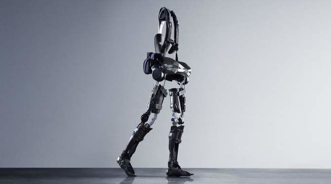 Exoskeleton controlled by the brain