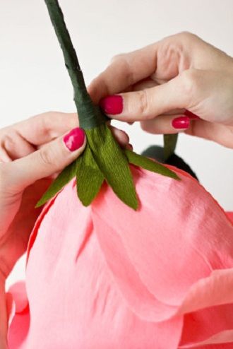 Искусство DIY: пошаговая схема, как легко и просто сделать цветы из бумаги своими руками 16