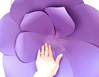 Мистецтво DIY: покрокова схема, як легко і просто зробити квіти з паперу своїми руками 33