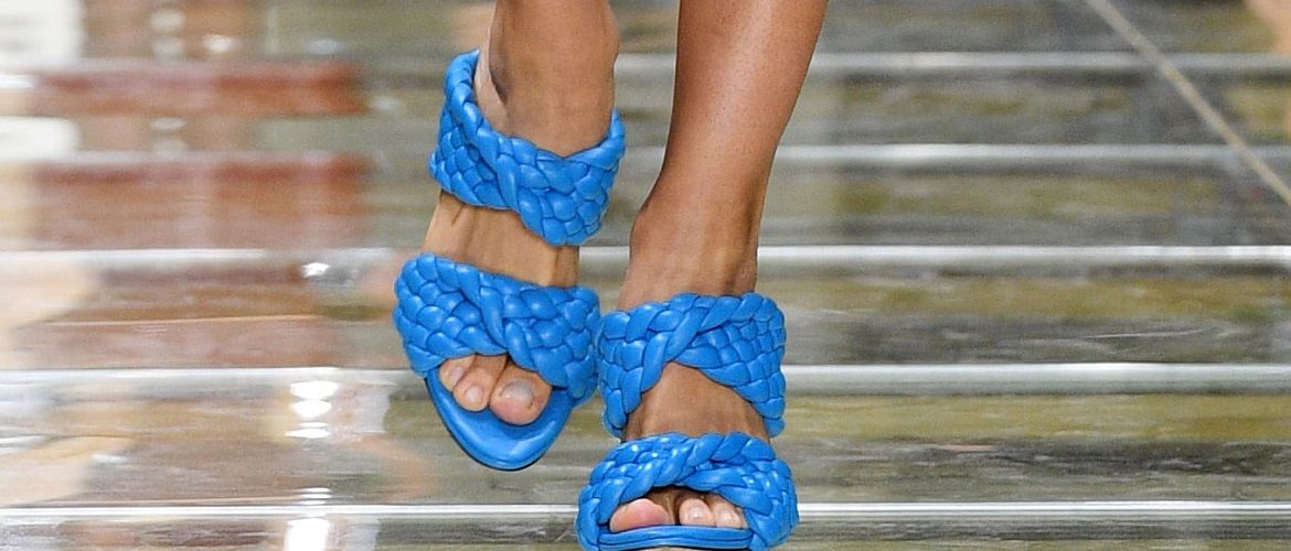 Sandals 2021: all about form, heel and fashion accessories