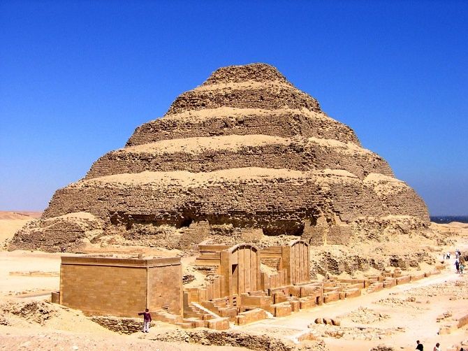 Піраміда Джосера, 62 м