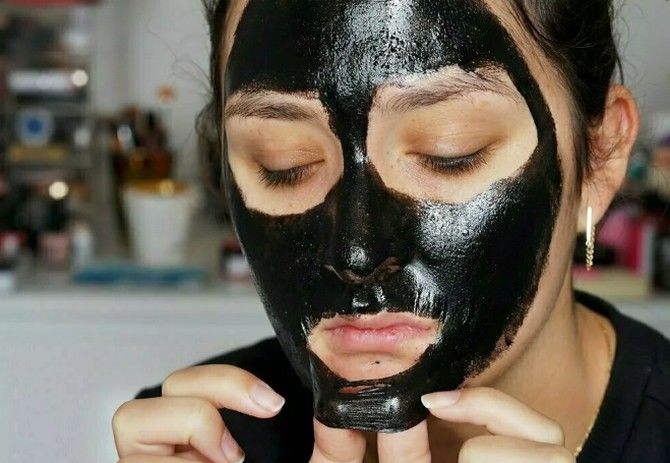 черная маска для лица
