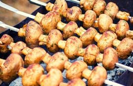 шашлык из шампиньонов