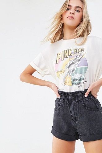 Denim shorts in 2021-2022: look stylish and trendy 60