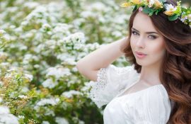 Місячний календар стрижок на липень 2020: сприятливі дні для росту волосся