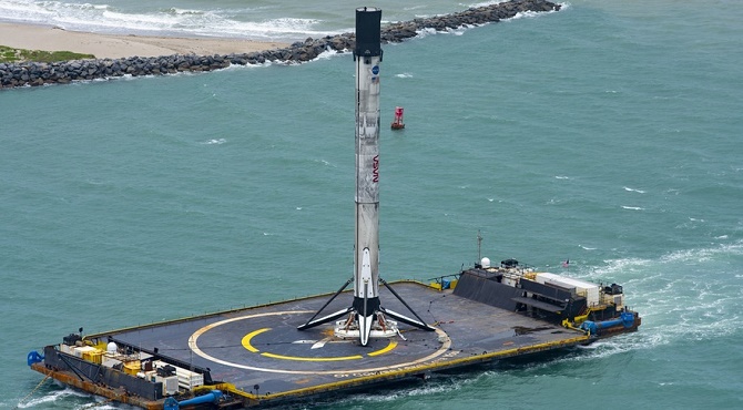 SpaceX створить плавучу морську платформу для польоту ракет на Марс 1