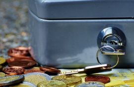 Поздравления в День инкассатора – проза, стихи, открытки