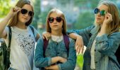 Fashionable clothes for teens 2021-2022: putting together a stylish wardrobe