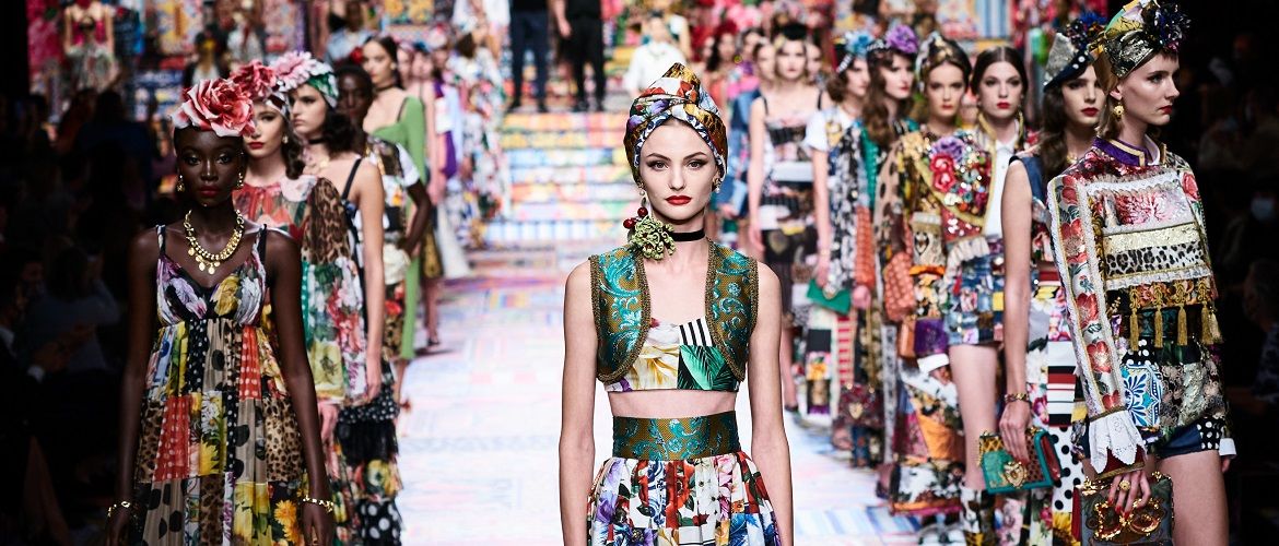 Неделя моды в Милане – лучшие показы и образы весна-лето 2021, смотреть онлайн