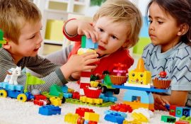 Конструктор Lego или Что лучше подарить ребенку на День рождения
