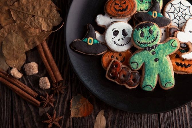 Вкусно и необычно: рецепты и идеи украшения пряников на Хэллоуин 11