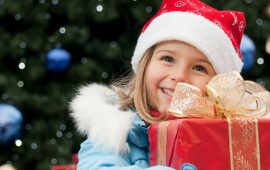 Как порадовать ребенка: креативные новогодние подарки своими руками