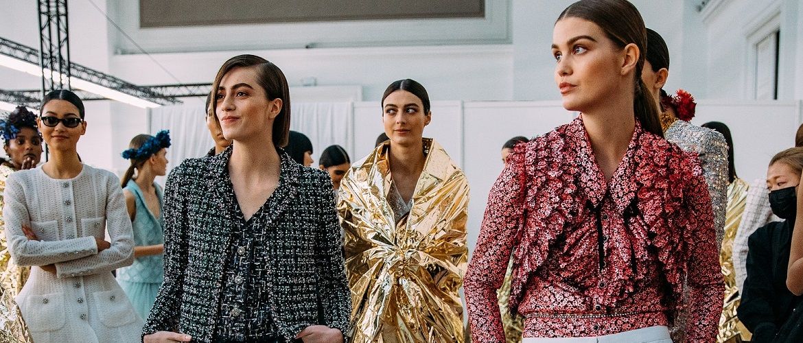 Неделя Высокой моды в Париже: показы Chanel, Valentino, AZ Factory, и Giorgio Armani Privé