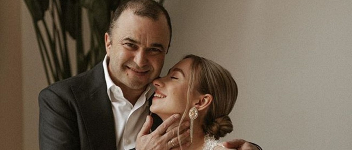 55-річний Віктор Павлік вчетверте стане батьком – його молода дружина вагітна