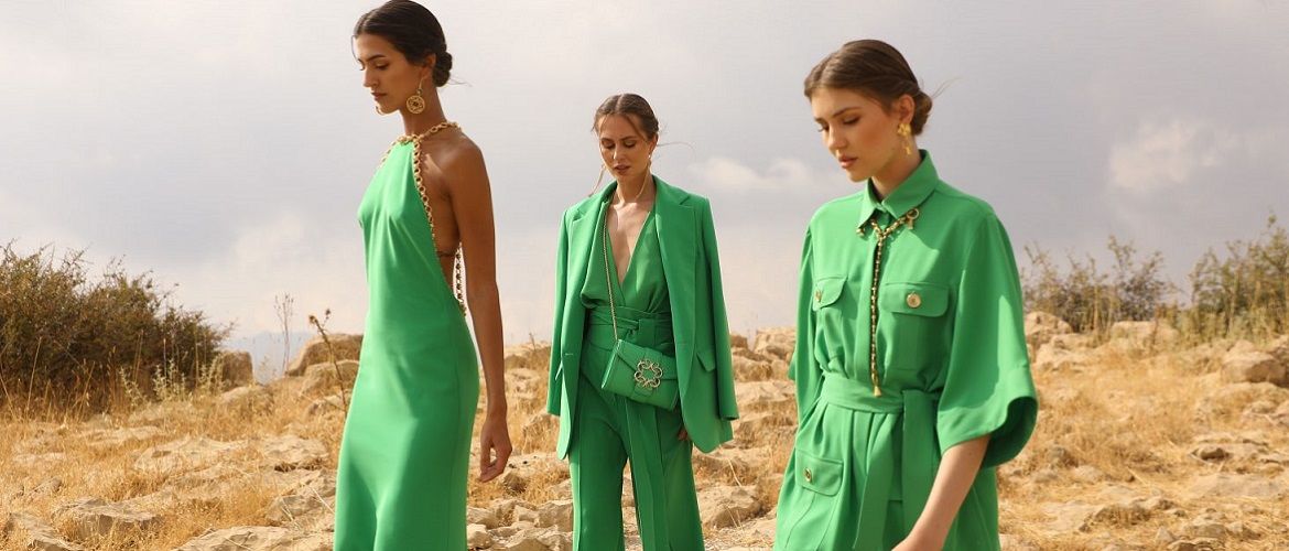 З чим носити зелений колір: фото і модні тенденції 2021 року
