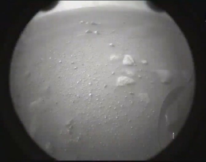 Марсоход NASA Perseverance прислал на Землю первое видео и аудио с Марса 4
