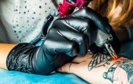 5 популярных стилей татуировок – от дотворка до биомеханики