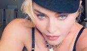 Мадонна поделилась своими «голыми» фотографиями и вызвала споры в сети