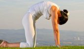 Полегшуємо біль у попереку: 5 кращих прийомів йоги