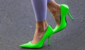 З чим носити зелені неонові туфлі: яскраві луки