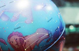 Любовный гороскоп на август 2021 года: астропрогноз для всех знаков Зодиака