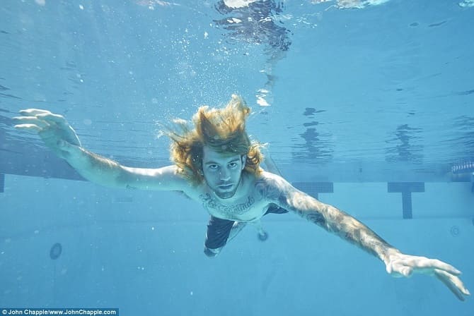 Мальчик из альбома Nirvana подал в суд на группу за детскую порнографию 5