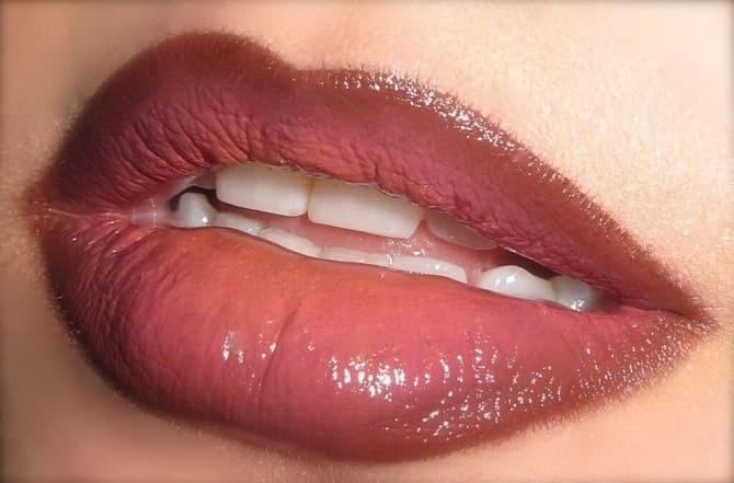 Увеличиваем губы с помощью макияжа: простые приемы 5
