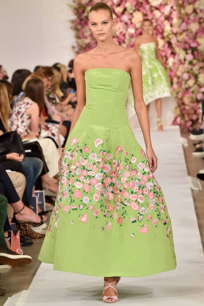 Как носить зеленые платья: модные и необычные образы 16