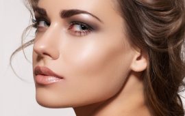 Свежий и красивый макияж: как пользоваться хайлайтером и наносить его