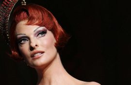 Супермодель Лінда Євангеліста покинула модельну кар’єру через невдалу ліпосакцію: вона подала в суд на клініку