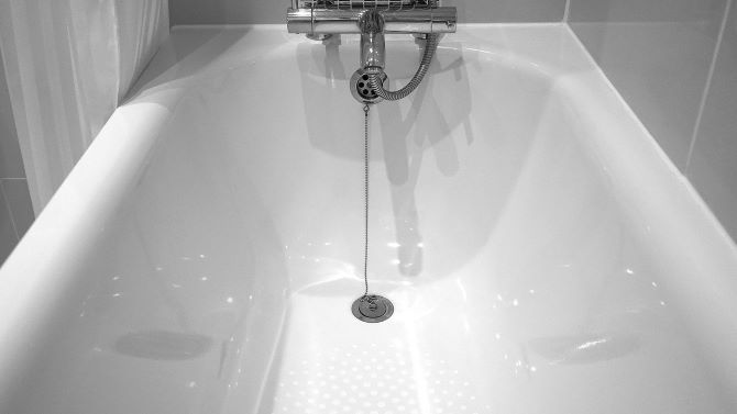 Реставрація ванн — простий та доступний спосіб усунення пошкоджень 1