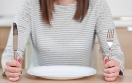 Повышенное чувство голода: 10 причин возникновения и как с этим справиться