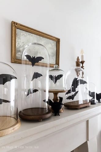 Украшаем дом летучими мышами на Хэллоуин: креативные идеи для оформления дома 9