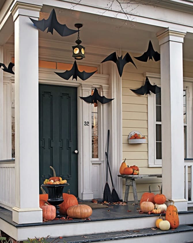 Украшаем дом летучими мышами на Хэллоуин: креативные идеи для оформления дома 3