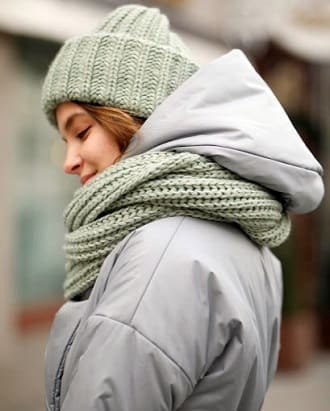 What hat to wear with a down jacket: trendy combinations for the cold season 2021-2022 1