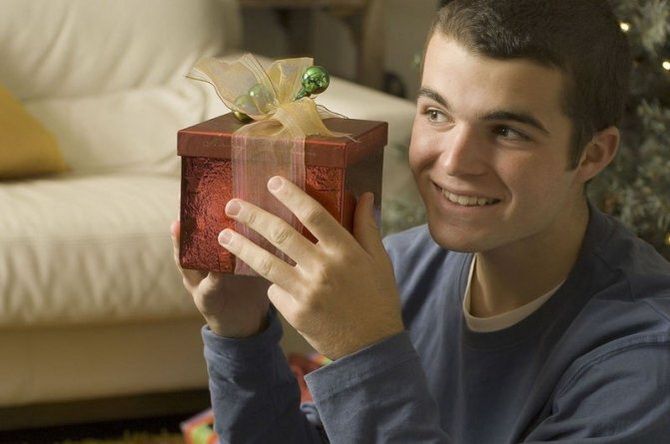 Что подарить подростку на Новый год – идеи новогодних подарков 7