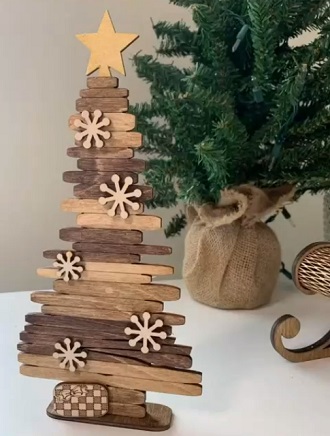 Как сделать новогоднюю елку из дерева своими руками 13