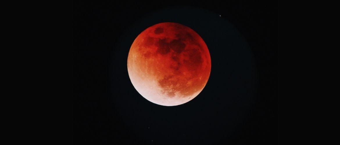 Місячне затемнення 19 листопада 2021 року – чого чекати і остерігатися в цей період