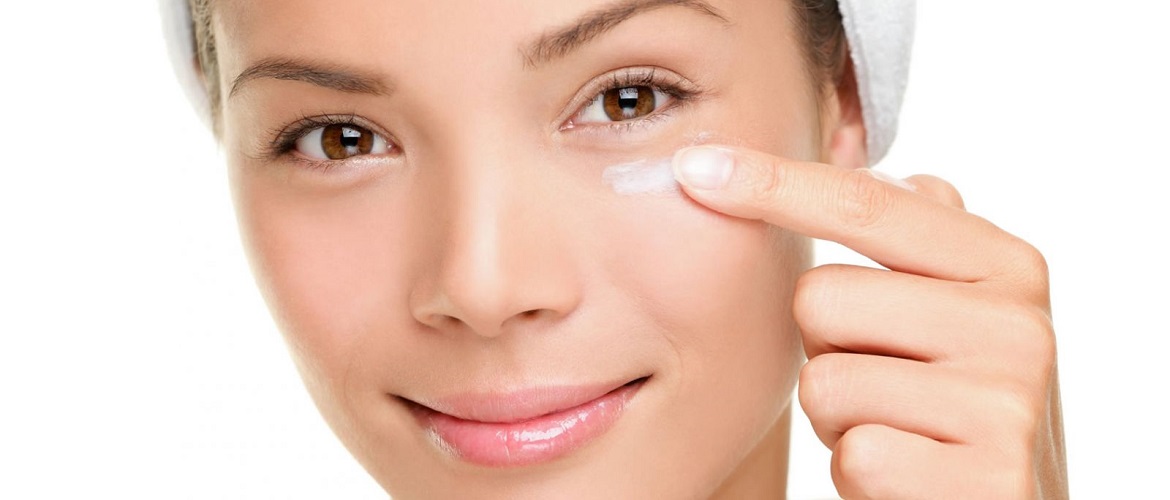 Ошибки в уходе за кожей вокруг глаз, которые делает практически каждая из нас