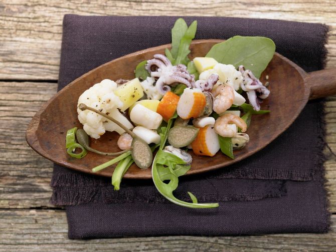 Салат из морепродуктов — вкусные рецепты на праздник и на каждый день 6