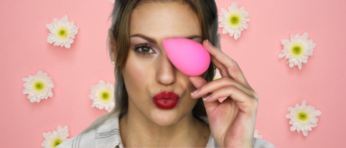 Спонж для макияжа: как правильно пользоваться косметическим инструментом