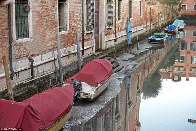Что увидели люди, когда из Венеции ушла вся вода 4